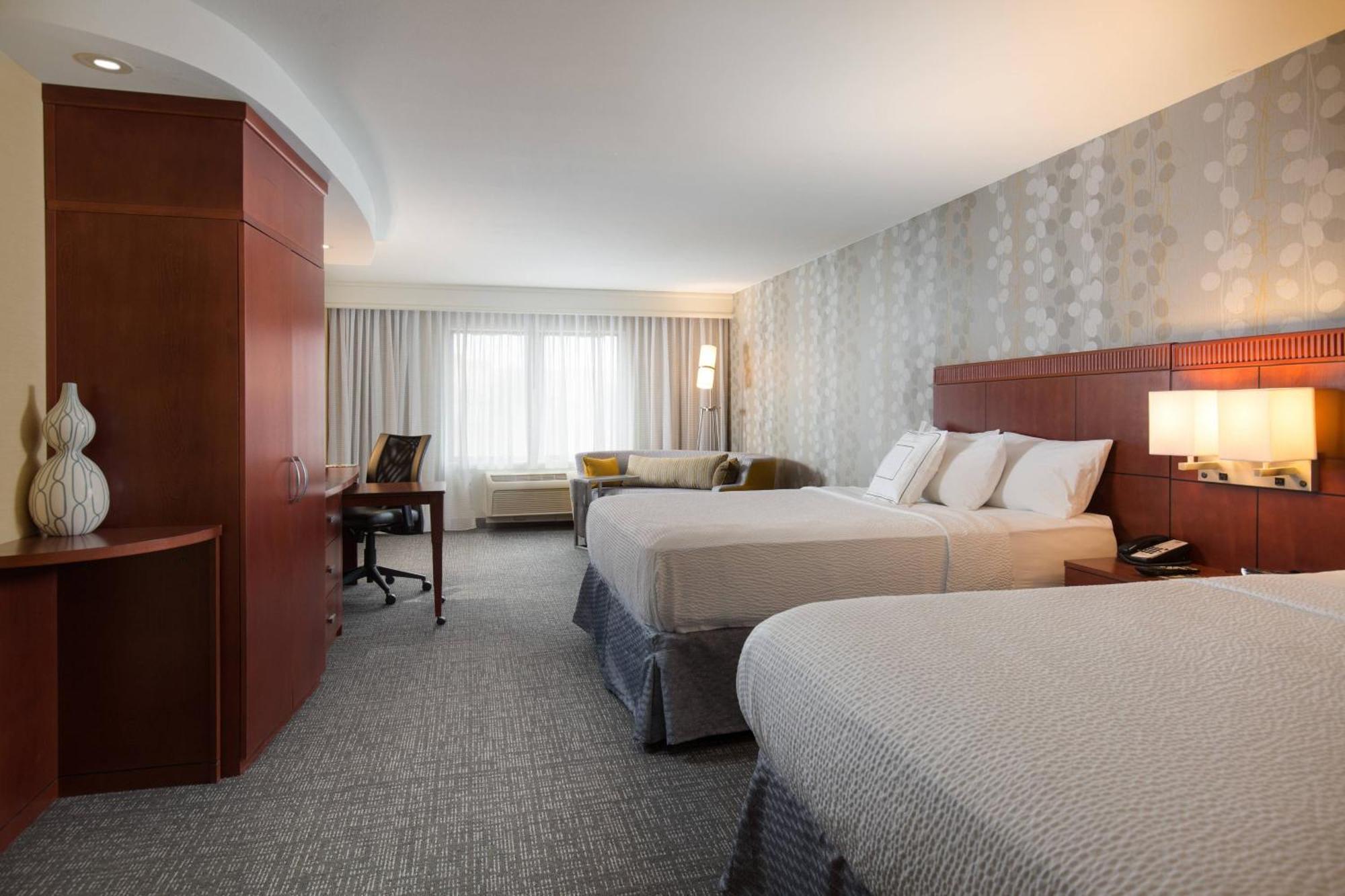 Courtyard Des Moines West-Jordan Creek Hotel West Des Moines Bagian luar foto