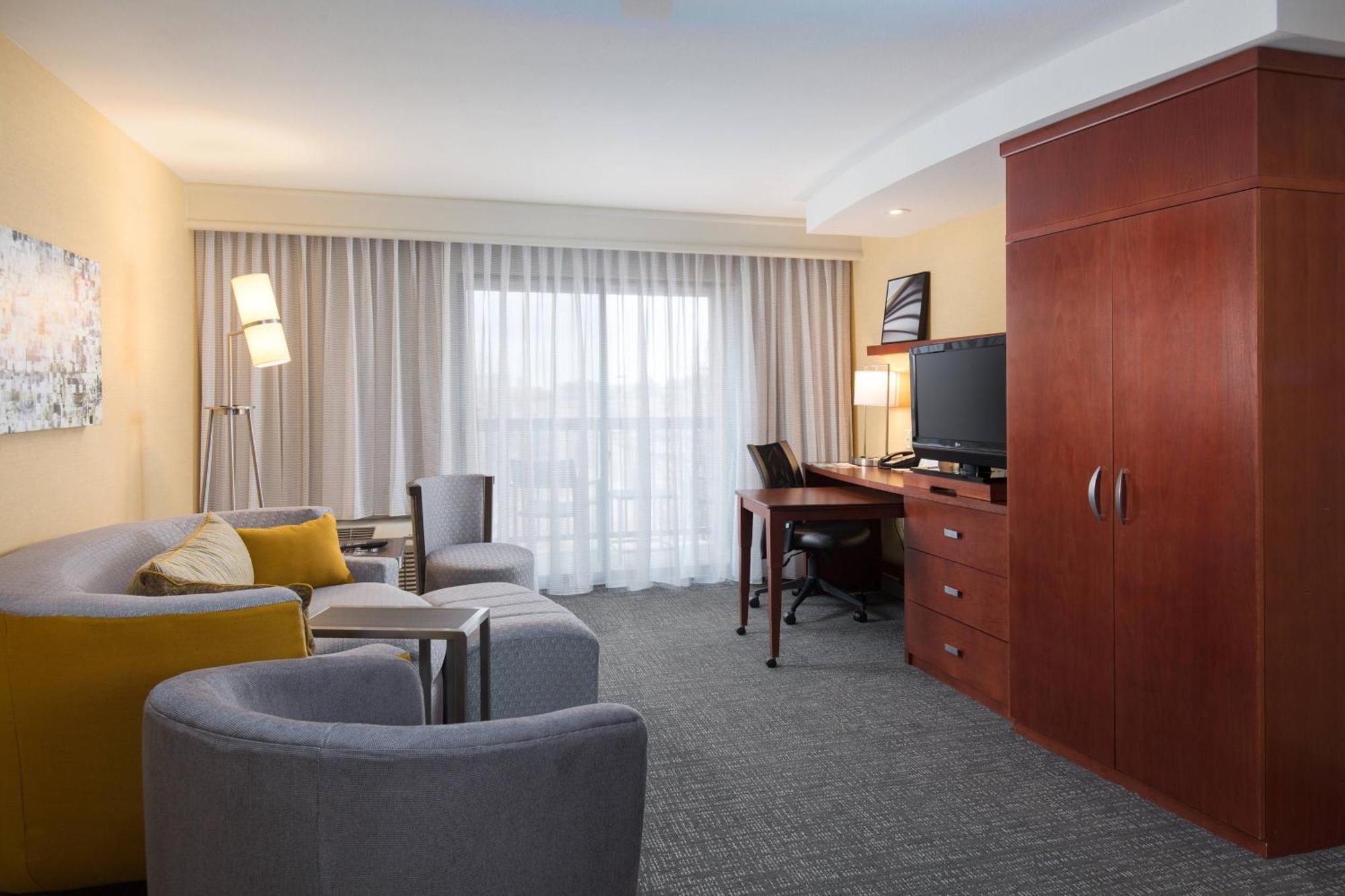 Courtyard Des Moines West-Jordan Creek Hotel West Des Moines Bagian luar foto